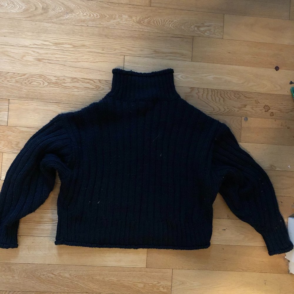 H&M - Ocean colored long sleeve, turtleneck dress size medium